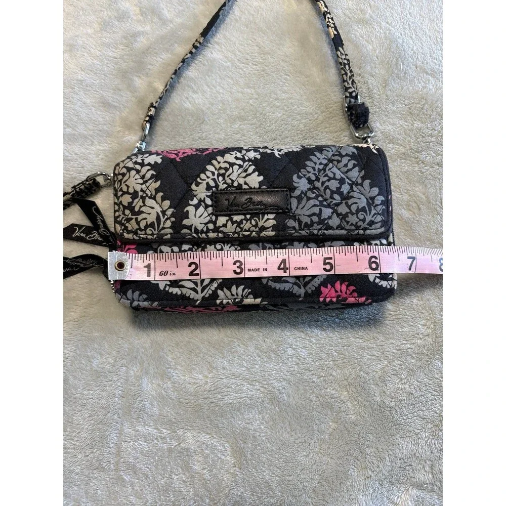 Vera Bradley Crossbody clutch black pink vintage Y2K classic canterberry magenta